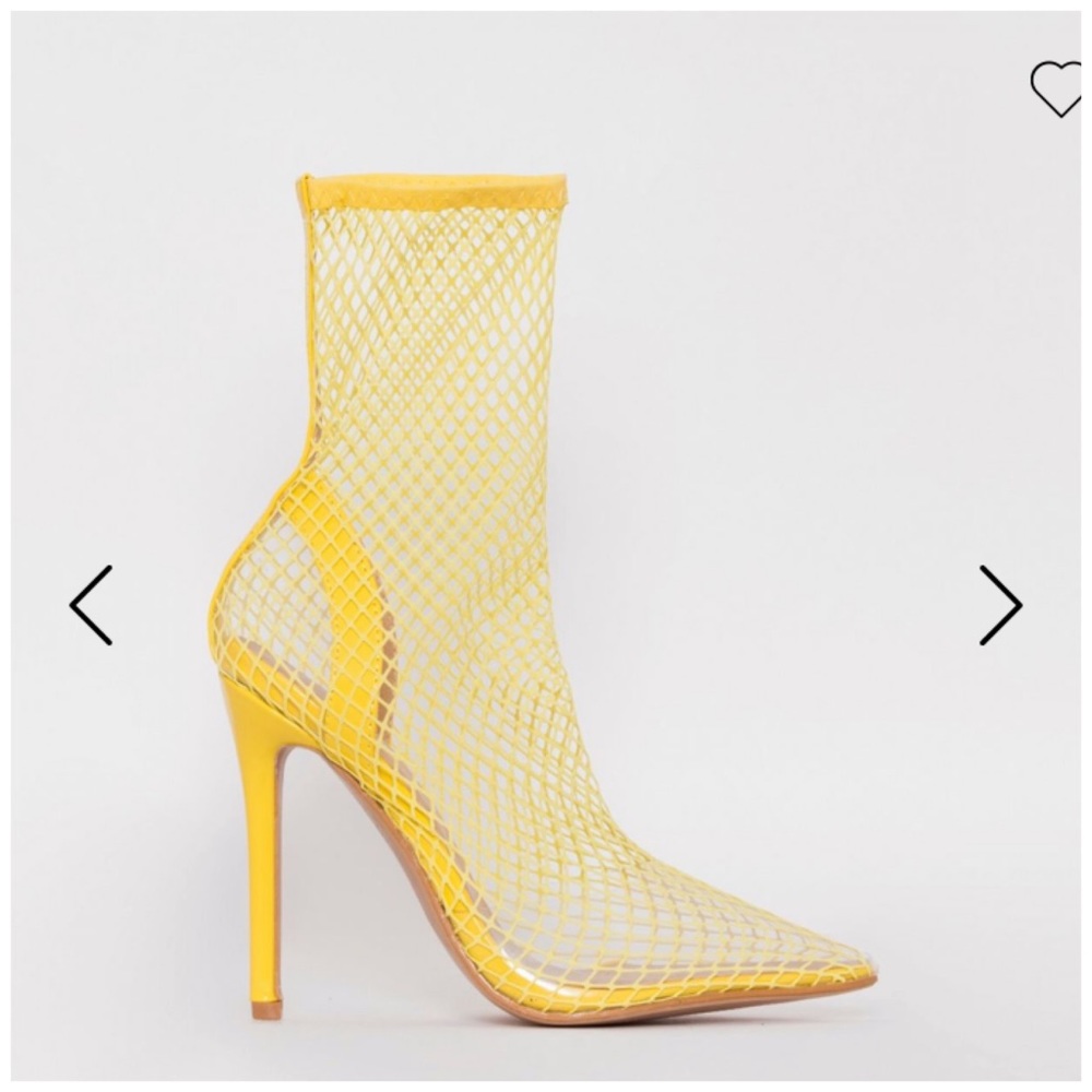YELLOW FISHNET HIGH HEEL BOOTIES